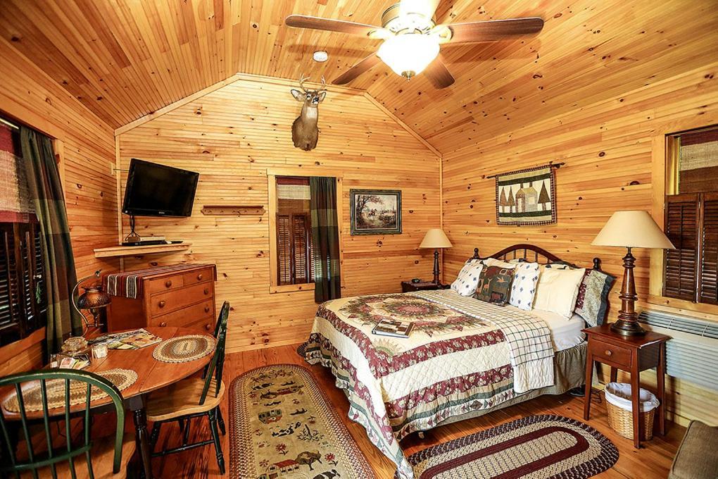 Watson Estate Bnb & Deer Creek Winery Юніонтаун Екстер'єр фото